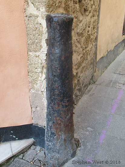 The Urban Legend Is True: Some Bollards Really Are Overturned Cannons